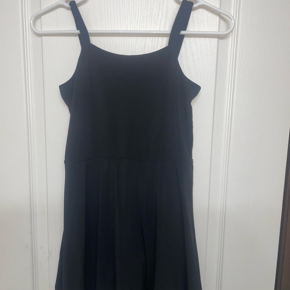 art class kids athletic dress